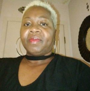 Meet your Posher, Carmen